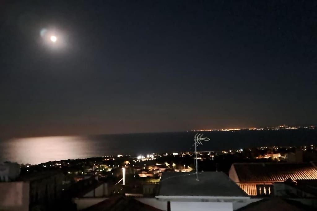 Casa Ultreia, Appartamento Aci Castello Exterior foto